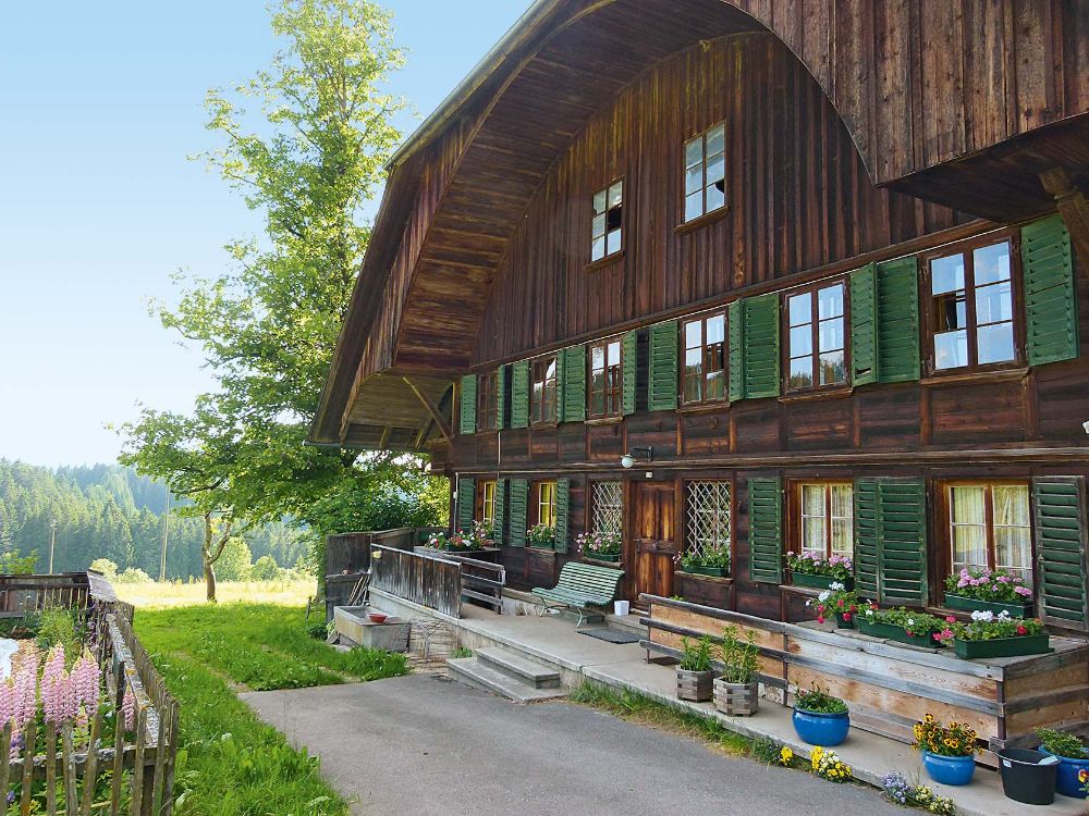 Laterne im Kapfwald