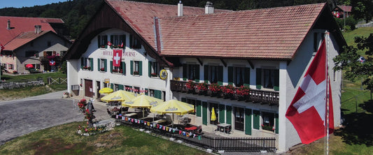 Hotel und Restaurant de La Tourne – Alpbeizli, Aussenansicht